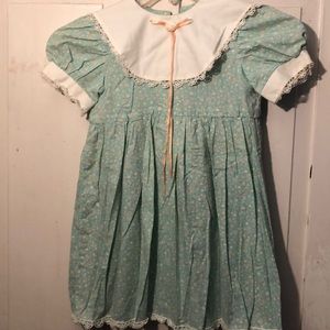 Girls dress